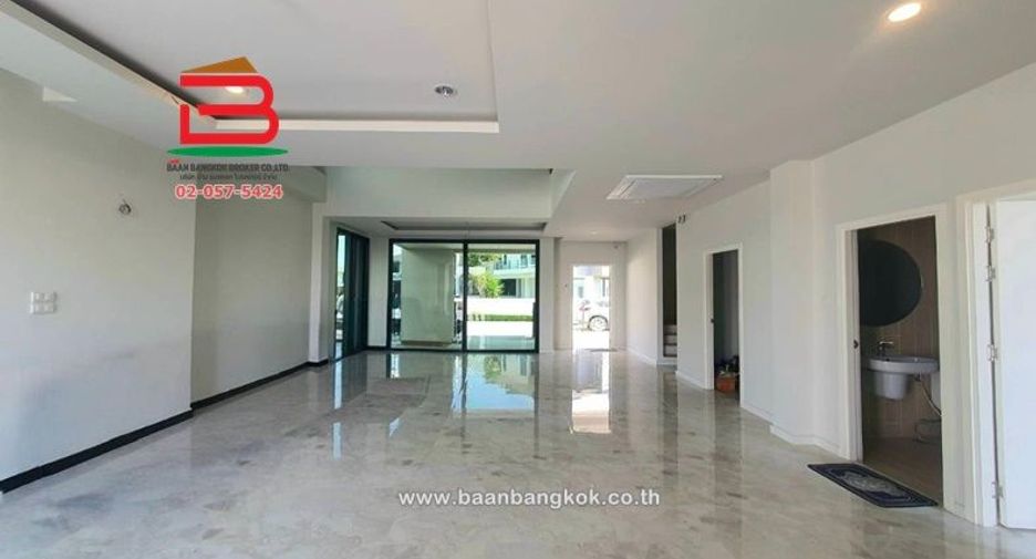 For sale 3 bed house in Pak Kret, Nonthaburi