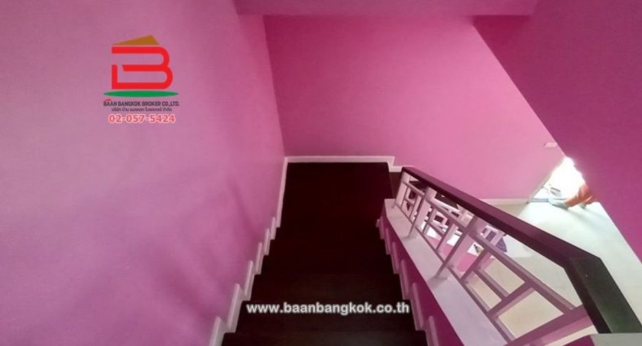 For sale 4 bedrooms townhouse in Lam Luk Ka, Pathum Thani