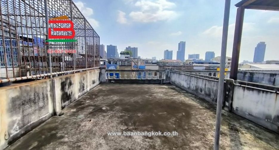 For rent 1 bed retail Space in Khlong San, Bangkok