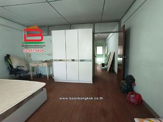 For sale 2 bedrooms townhouse in Wang Thonglang, Bangkok