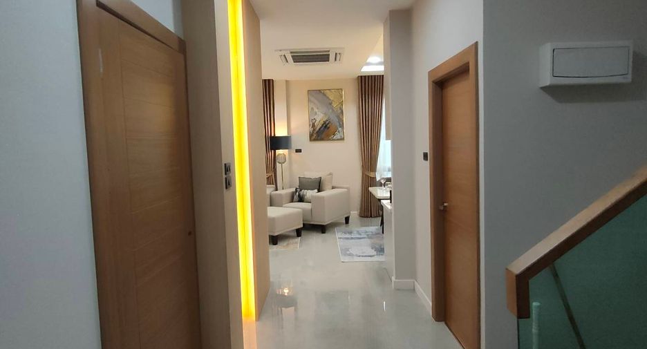 À vendre 4 chambres maison à Bang Lamung, Chonburi