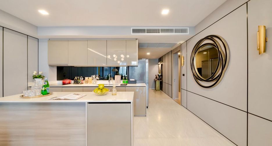 For rent 3 ベッドルーム condo in Watthana, Bangkok