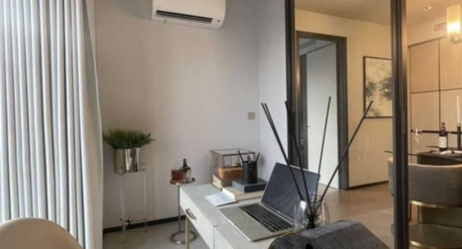 For rent 2 bed condo in Watthana, Bangkok