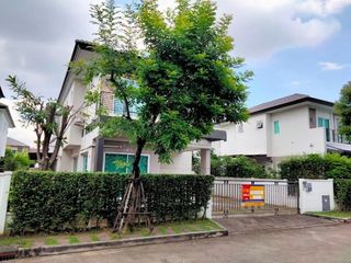 出售 公寓 独立屋 在 Khlong Sam Wa, 曼谷