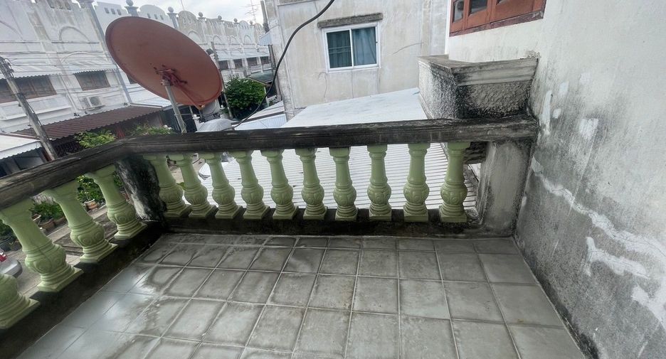 For sale studio house in Bang Sue, Bangkok