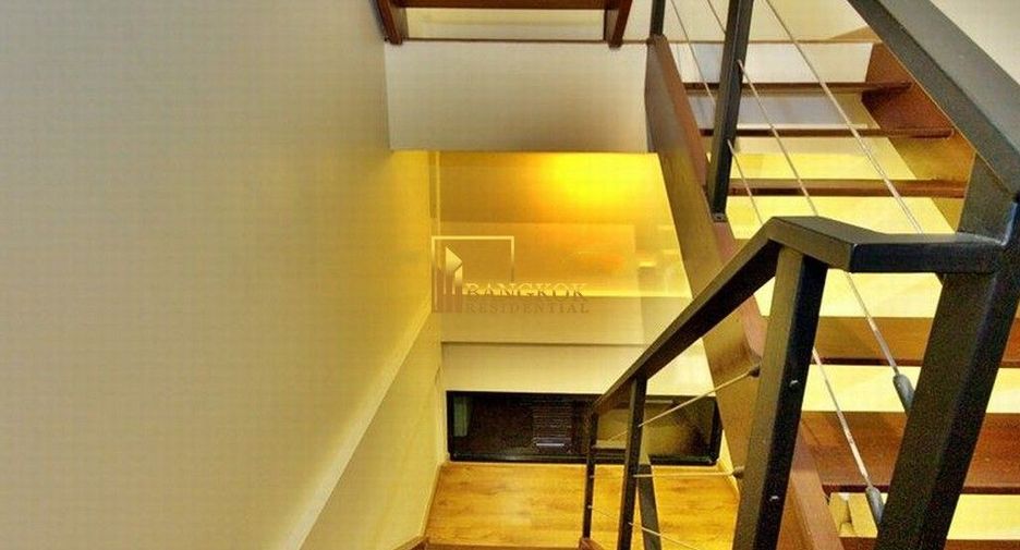 Reihenhaus zur Miete mit 4 Zimmer in Khlong Toei, Bangkok
