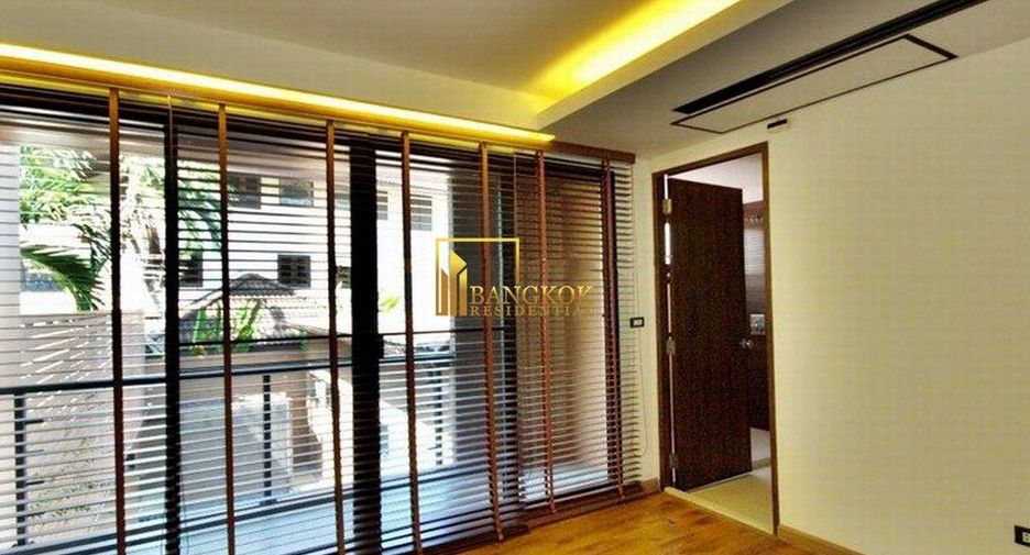 Reihenhaus zur Miete mit 4 Zimmer in Khlong Toei, Bangkok