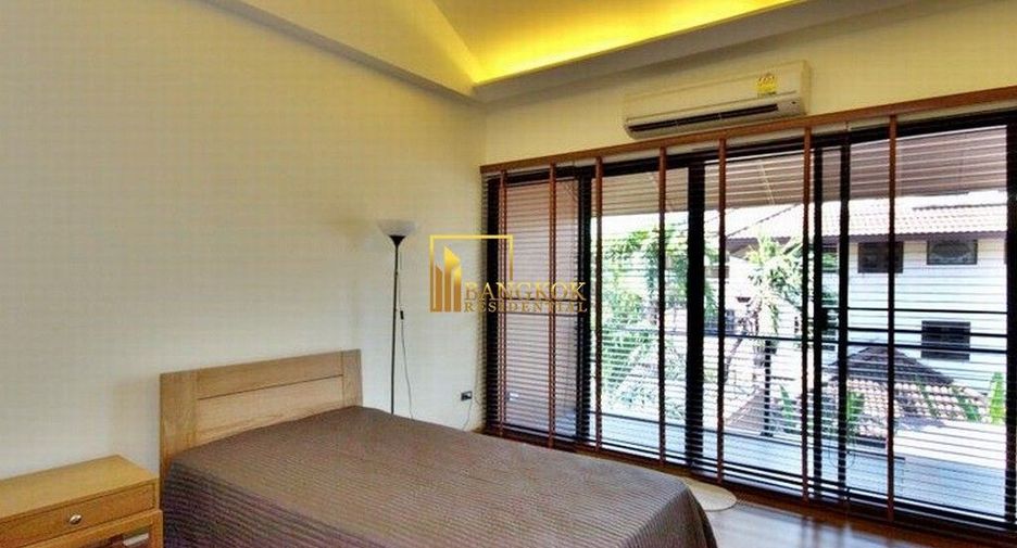 Reihenhaus zur Miete mit 4 Zimmer in Khlong Toei, Bangkok
