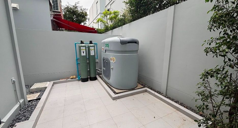 For rent 4 bedrooms house in Bang Phli, Samut Prakan