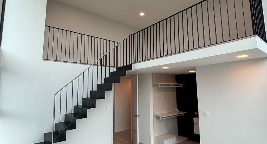 For rent 4 bedrooms house in Bang Phli, Samut Prakan