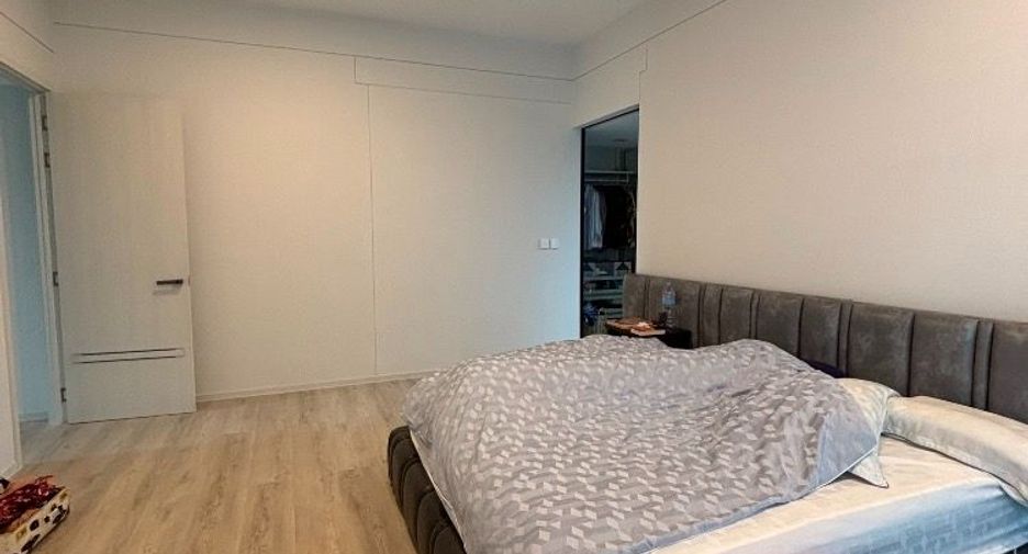 For rent 4 bedrooms house in Bang Phli, Samut Prakan