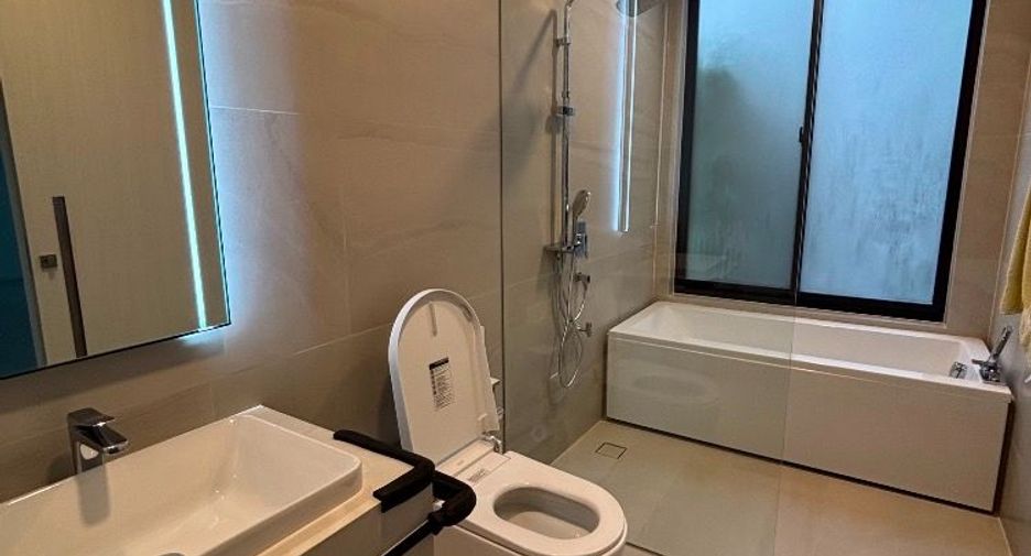 For rent 4 bedrooms house in Bang Phli, Samut Prakan