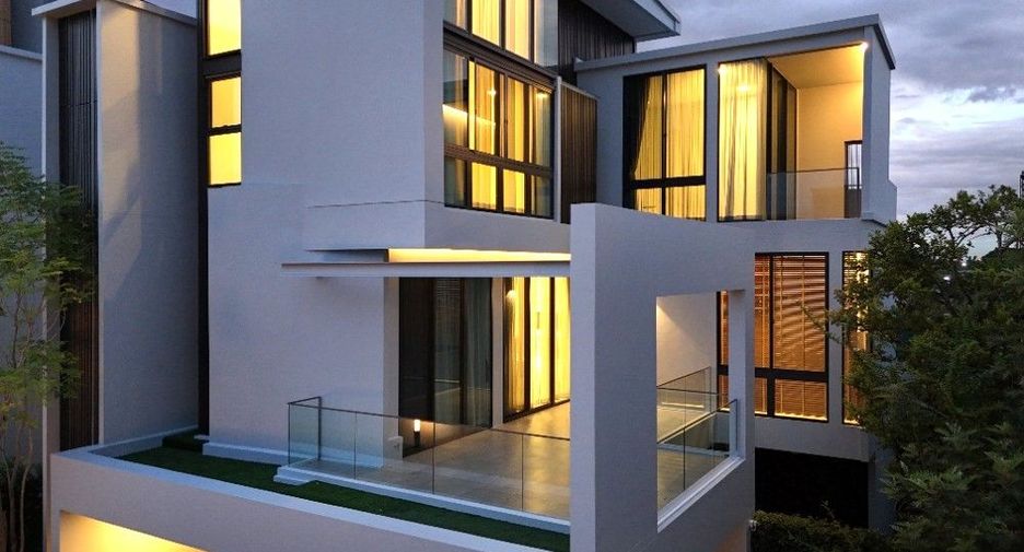 For rent 4 bedrooms house in Bang Phli, Samut Prakan