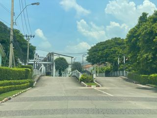 For sale studio townhouse in Saphan Sung, Bangkok