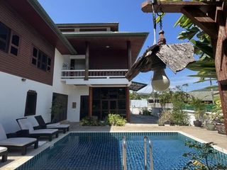 For rent 4 bedrooms villa in Mueang Phuket, Phuket