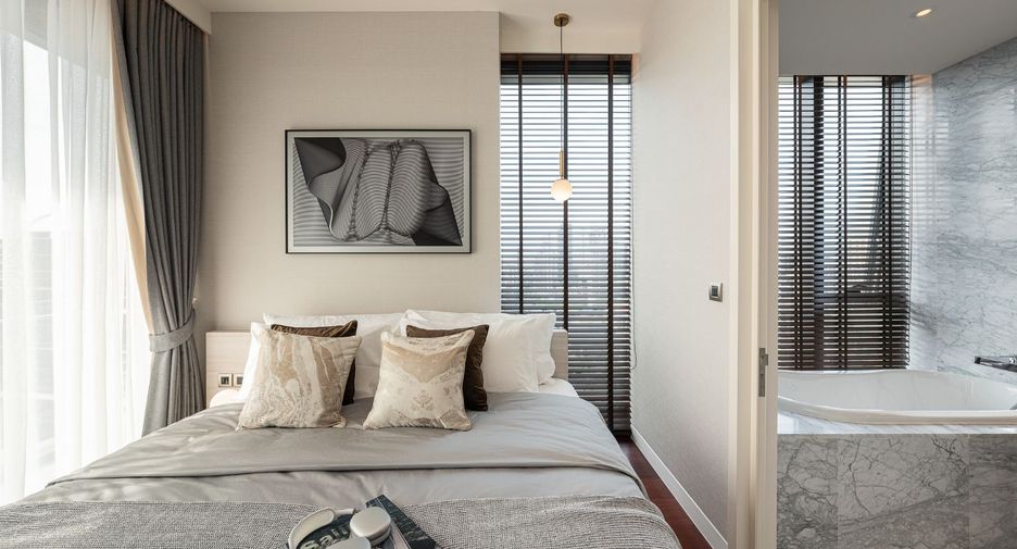 For rent and for sale 2 bedrooms condo in Watthana, Bangkok