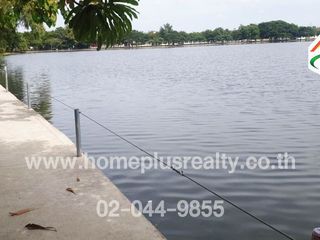 For sale 3 bedrooms house in Mueang Pathum Thani, Pathum Thani