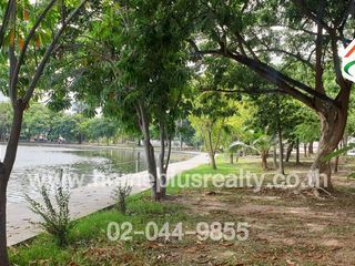 For sale 3 bedrooms house in Mueang Pathum Thani, Pathum Thani