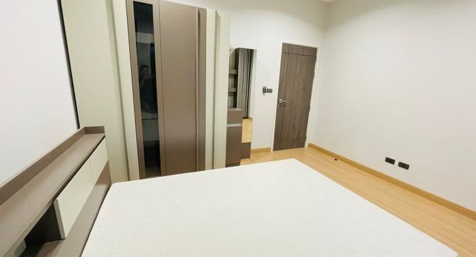 À louer 4 chambres maison à Saraphi, Chiang Mai
