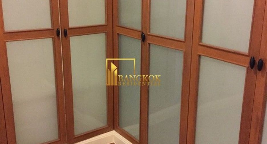 Reihenhaus zur Miete mit 3 Zimmer in Watthana, Bangkok
