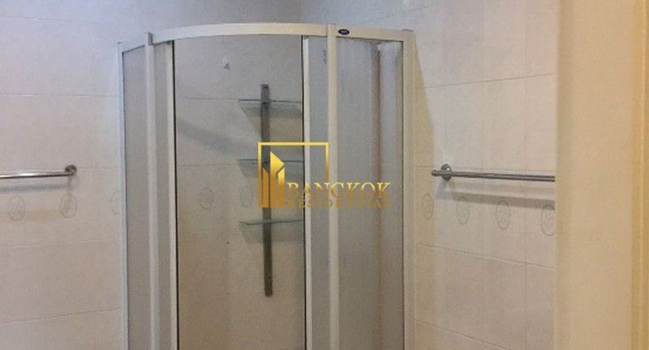 Reihenhaus zur Miete mit 3 Zimmer in Watthana, Bangkok