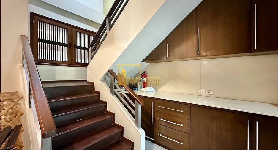 Reihenhaus zur Miete mit 4 Zimmer in Watthana, Bangkok