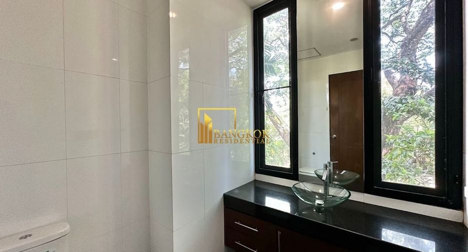 Reihenhaus zur Miete mit 4 Zimmer in Watthana, Bangkok