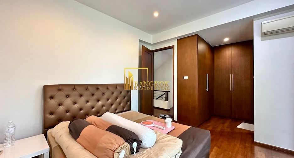 Reihenhaus zur Miete mit 4 Zimmer in Watthana, Bangkok