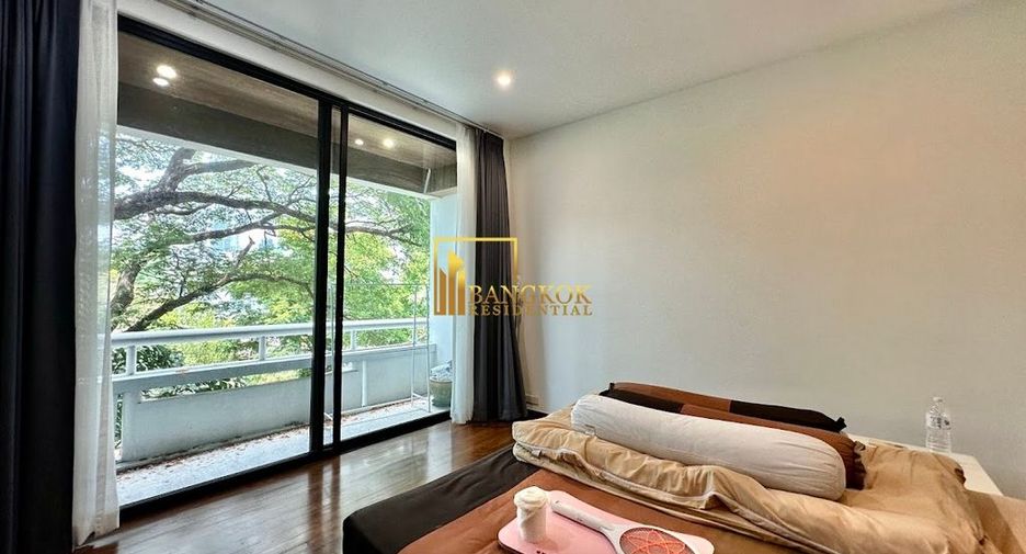 Reihenhaus zur Miete mit 4 Zimmer in Watthana, Bangkok