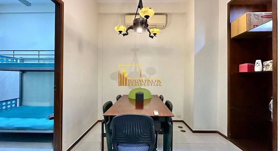 Reihenhaus zur Miete mit 4 Zimmer in Watthana, Bangkok