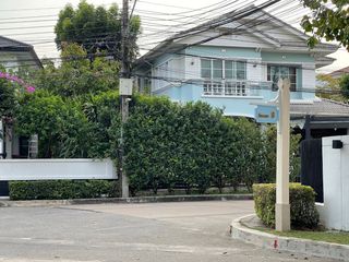 Haus zum Kauf mit Studio in Prawet, Bangkok