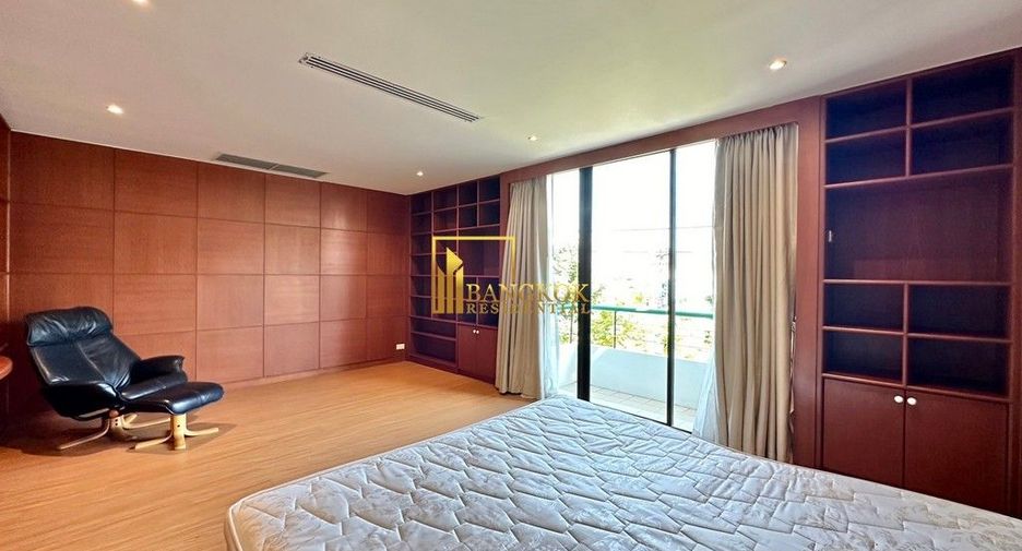 Reihenhaus zur Miete mit 3 Zimmer in Watthana, Bangkok