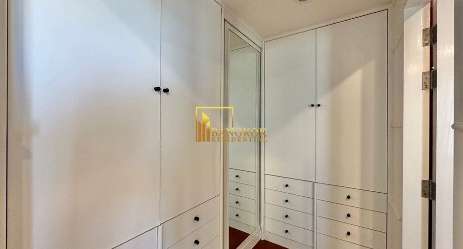 Reihenhaus zur Miete mit 3 Zimmer in Watthana, Bangkok