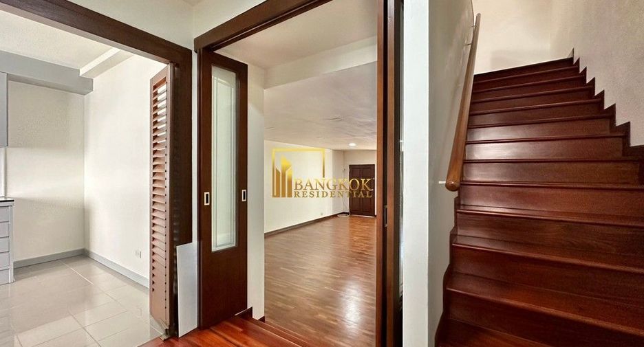 Reihenhaus zur Miete mit 3 Zimmer in Watthana, Bangkok