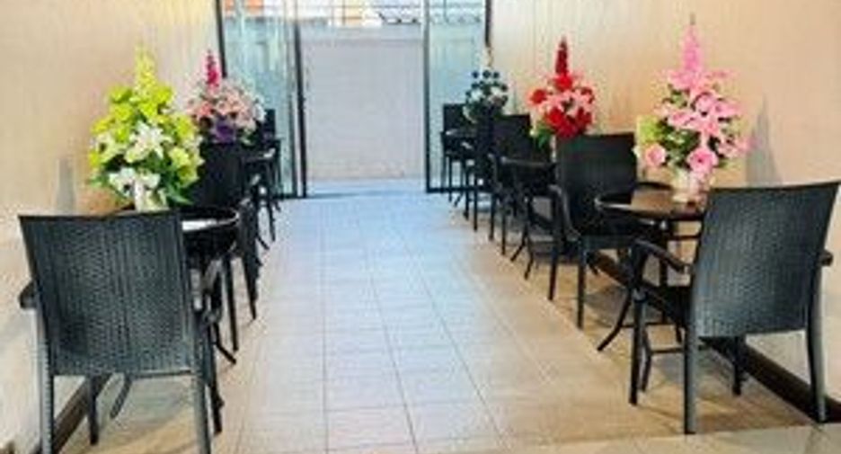 For sale 60 bedrooms apartment in Lat Krabang, Bangkok