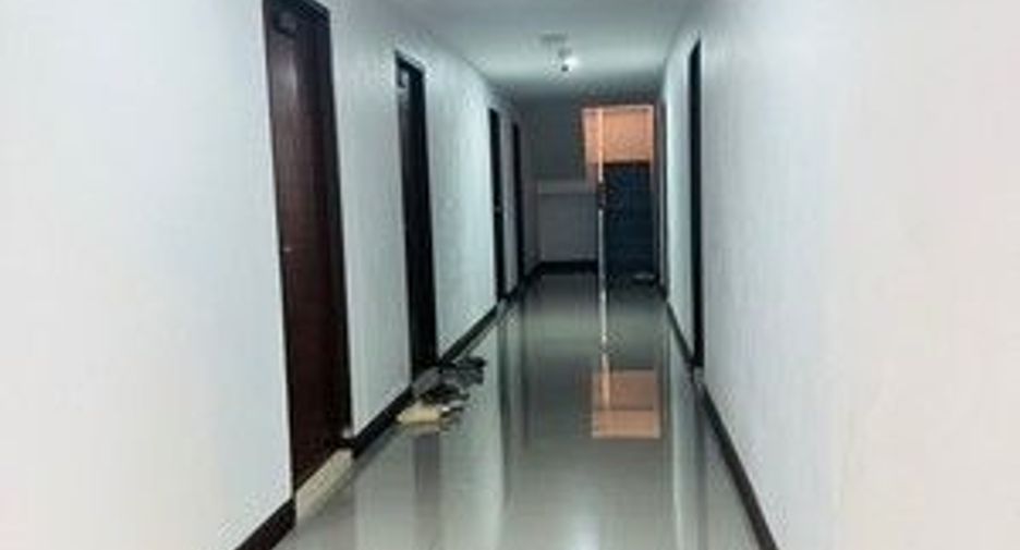 For sale 60 bedrooms apartment in Lat Krabang, Bangkok