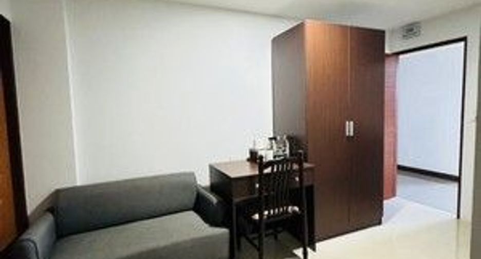 For sale 60 bedrooms apartment in Lat Krabang, Bangkok