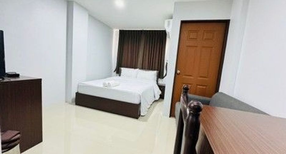 For sale 60 bedrooms apartment in Lat Krabang, Bangkok
