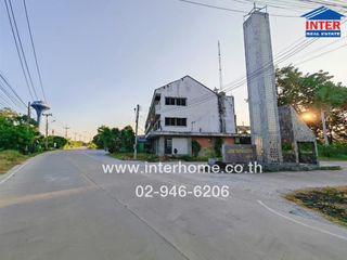 For sale 3 bed townhouse in Mueang Nakhon Pathom, Nakhon Pathom
