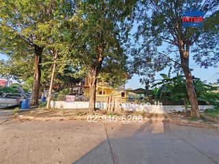 For sale 3 bed townhouse in Mueang Nakhon Pathom, Nakhon Pathom