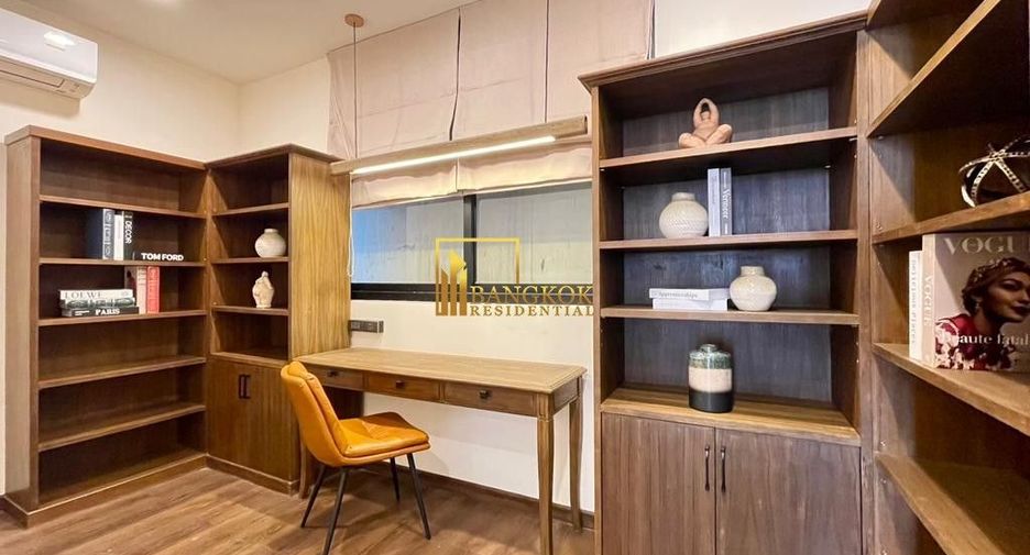 Reihenhaus zur Miete mit 3 Zimmer in Bang Rak, Bangkok