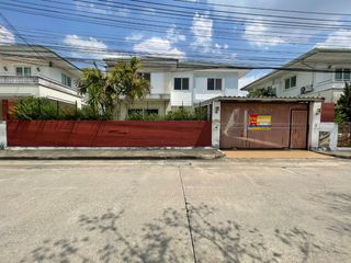 À vendre studio maison à Min Buri, Bangkok