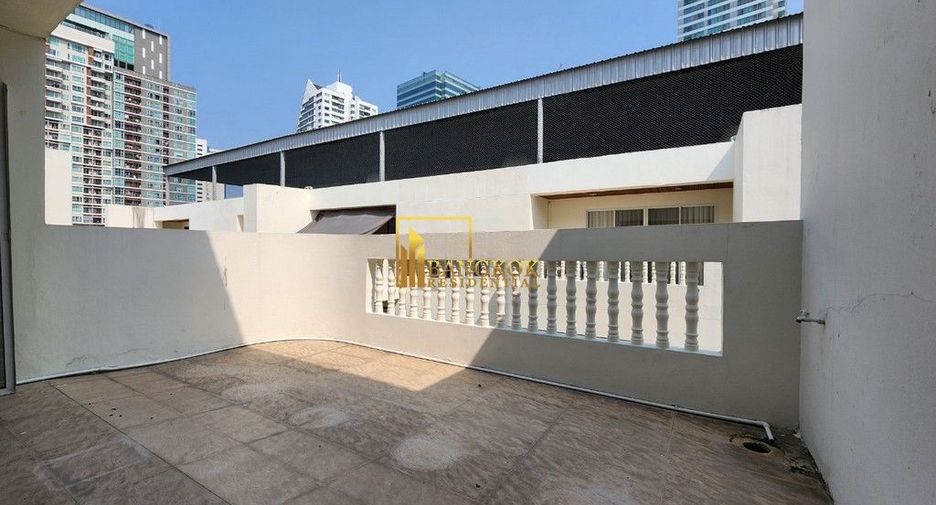 Reihenhaus zur Miete mit 5 Zimmer in Sathon, Bangkok