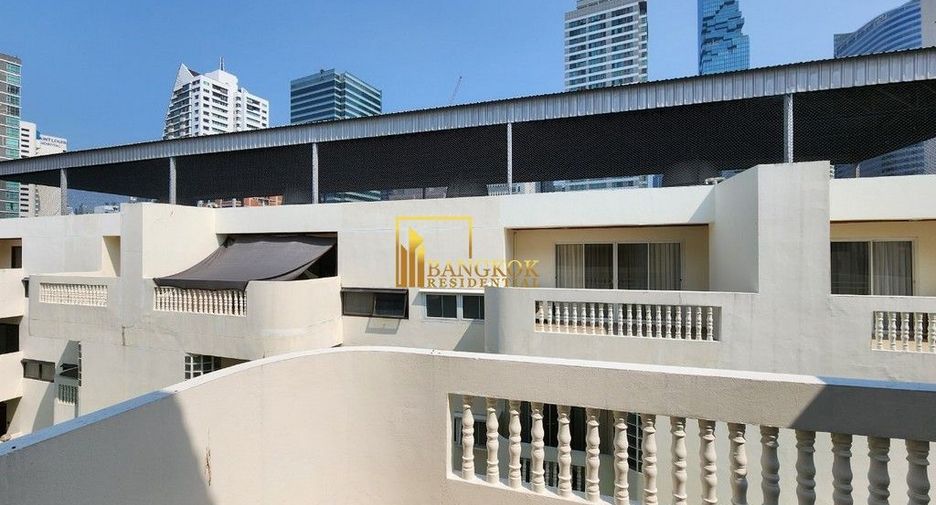 Reihenhaus zur Miete mit 5 Zimmer in Sathon, Bangkok