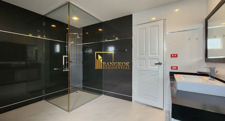 Reihenhaus zur Miete mit 5 Zimmer in Sathon, Bangkok