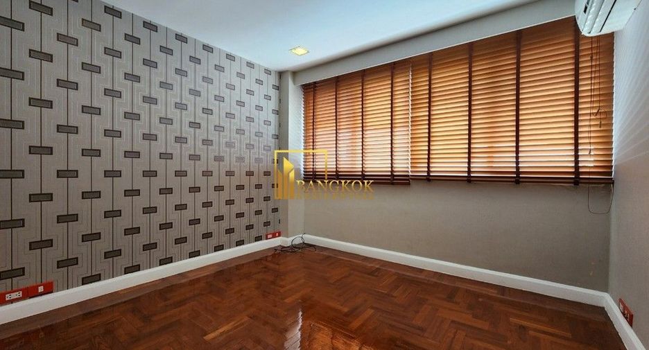 Reihenhaus zur Miete mit 5 Zimmer in Sathon, Bangkok