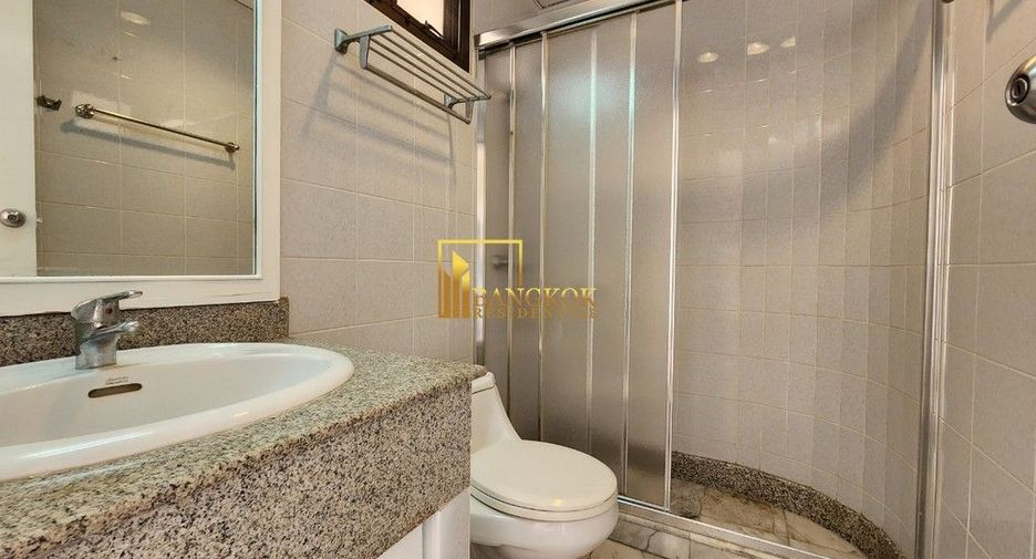 Reihenhaus zur Miete mit 5 Zimmer in Sathon, Bangkok