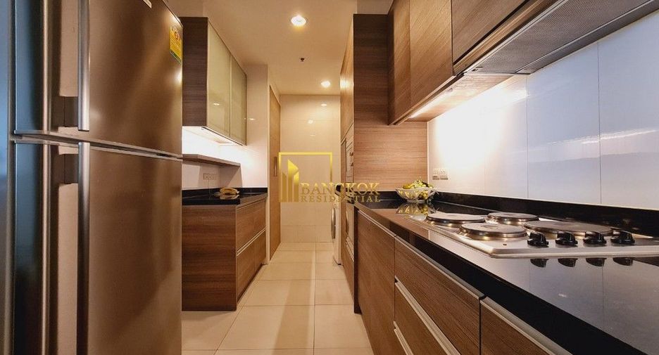 À louer 3 chambres appartement à Watthana, Bangkok