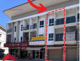 For sale 2 bed retail Space in Ban Bueng, Chonburi