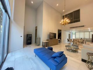 For rent 4 Beds house in Watthana, Bangkok